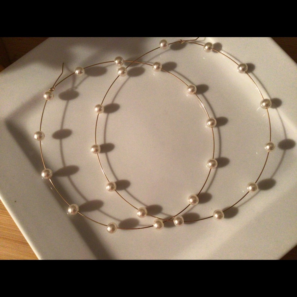 HUGE 18k gold pearl hoops 5”! Earrings big white - Picture 3 of 3